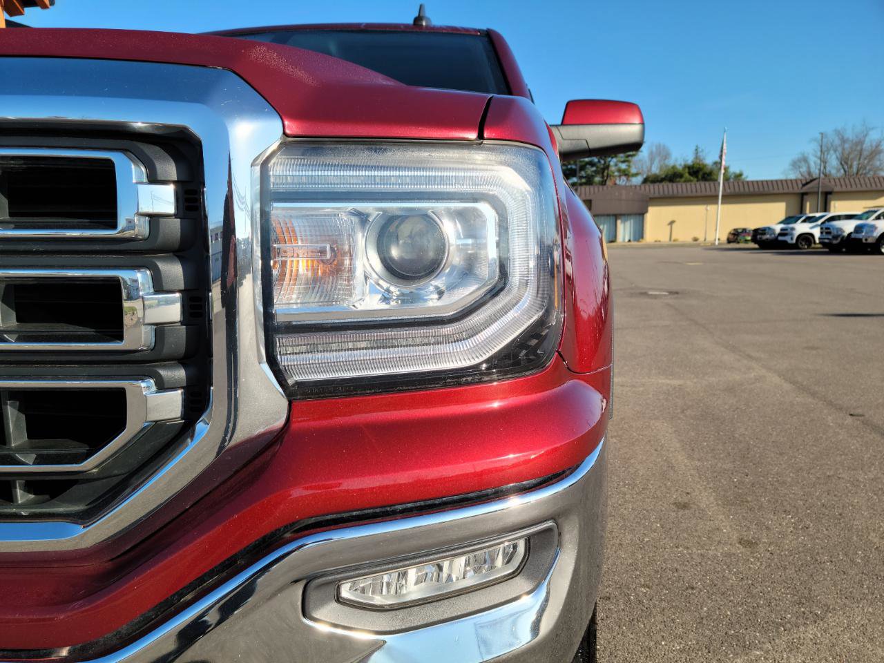 Used 2017 GMC Sierra 1500 SLE w/ SLE Value Package image 17