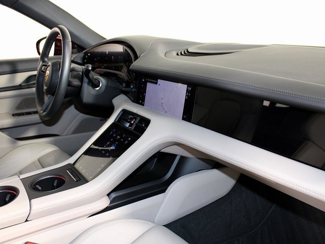 Used 2023 Porsche Taycan 4S image 27