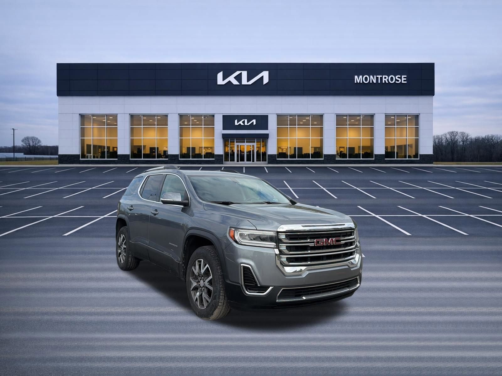 Used 2020 GMC Acadia SLE w/ Driver Convenience Package image 3