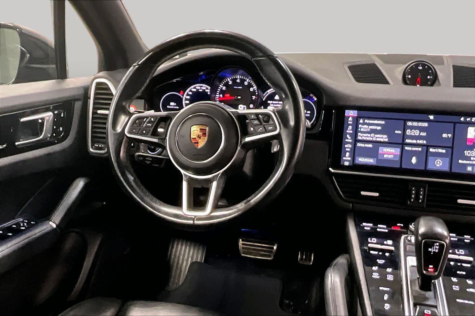 Used 2019 Porsche Cayenne S AWD/4WD image 6