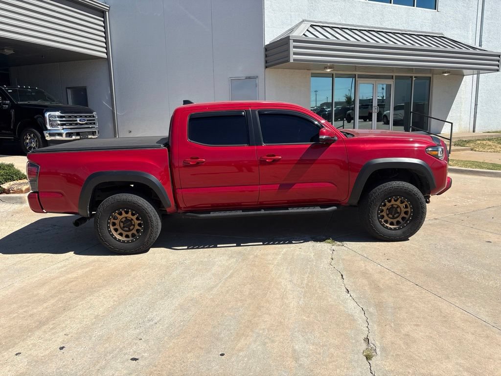Used 2023 Toyota Tacoma TRD Off-Road w/ Advanced Technology Package AWD/4WD image 2