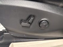 Used 2023 Chrysler Pacifica Touring-L FWD image 29