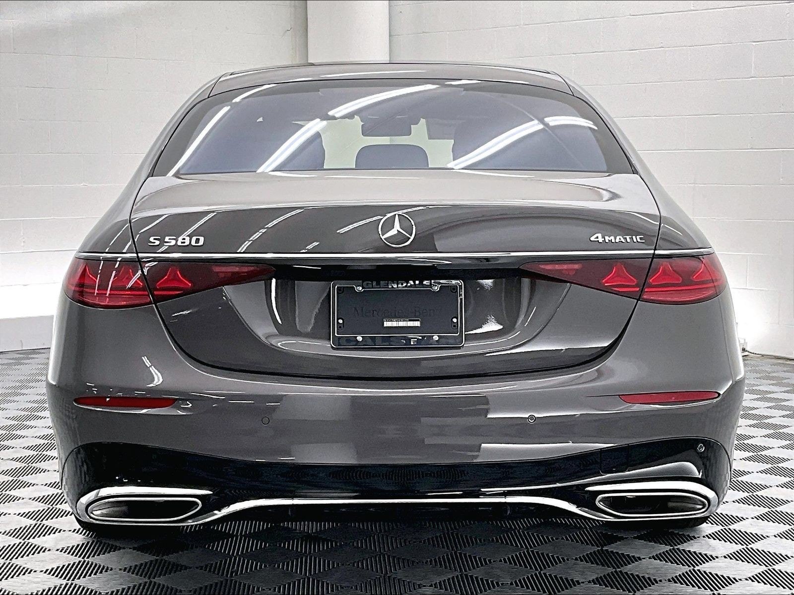 New 2027 Mercedes-Benz S 580 4MATIC Sedan image 3