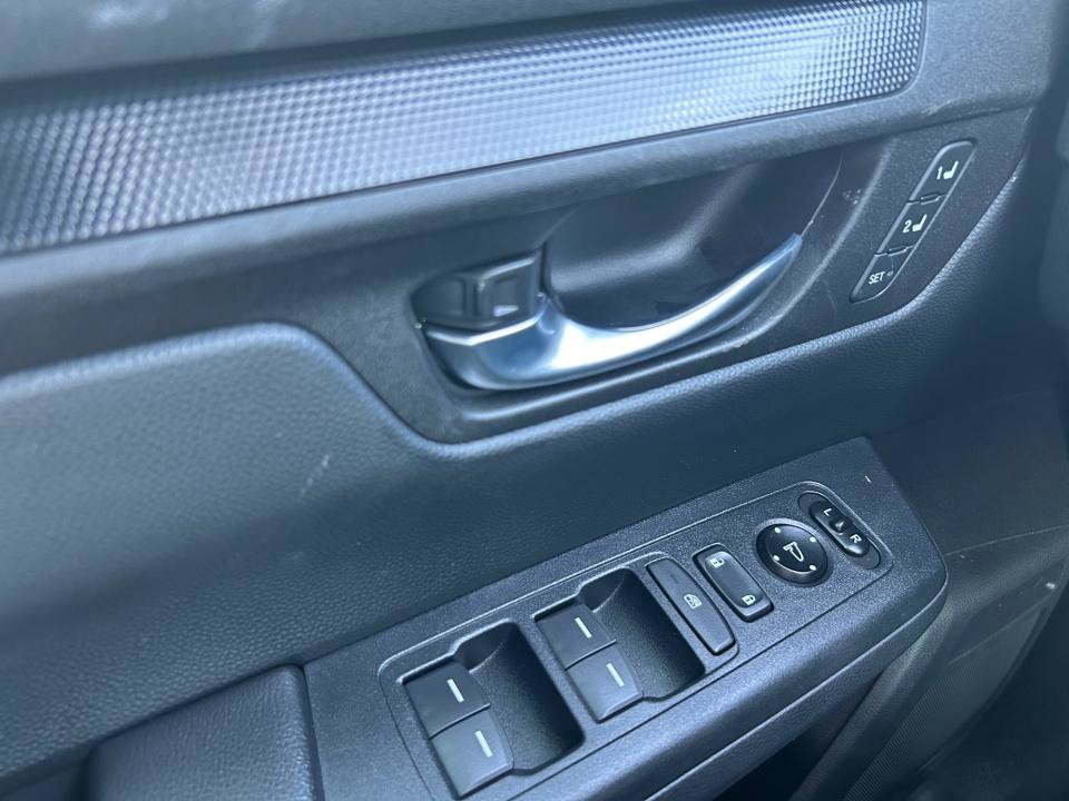 Certified 2025 Honda CR-V Sport-L image 36