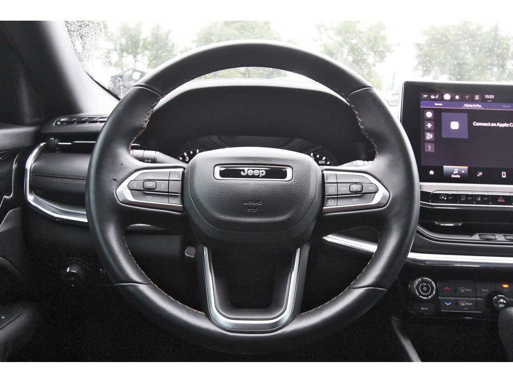 Used 2022 Jeep Compass Limited AWD/4WD image 16