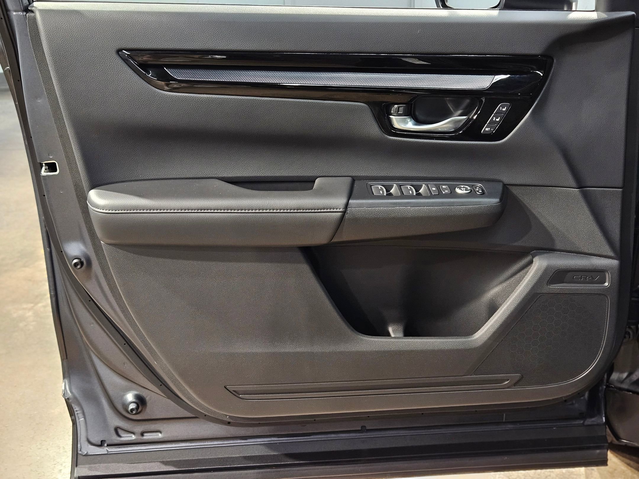 Used 2024 Honda CR-V EX-L image 20