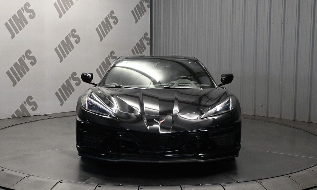 Used 2020 Chevrolet Corvette Stingray Preferred Cpe w/ 2LT Preferred Equipment Group RWD image 2