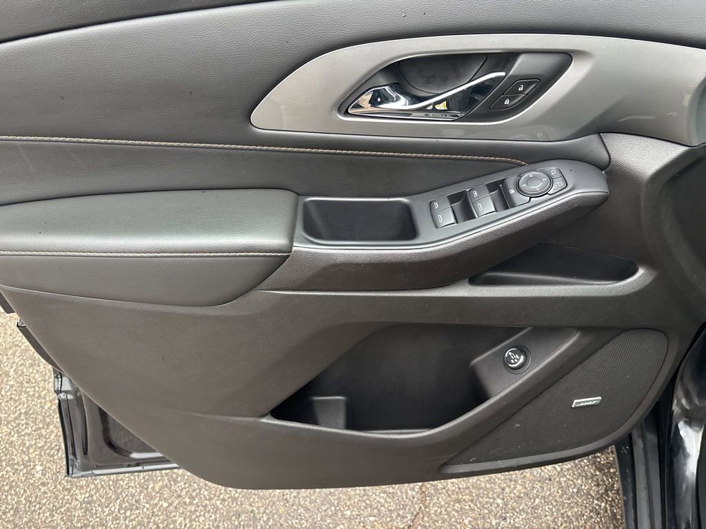 Certified 2021 Chevrolet Traverse RS w/ LPO, Floor Liner Package image 16