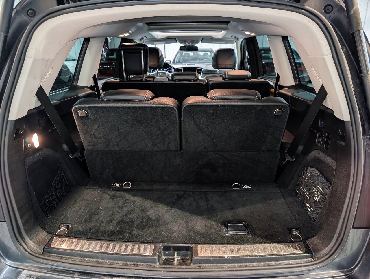 Used 2013 Mercedes-Benz GL 450 4MATIC image 24