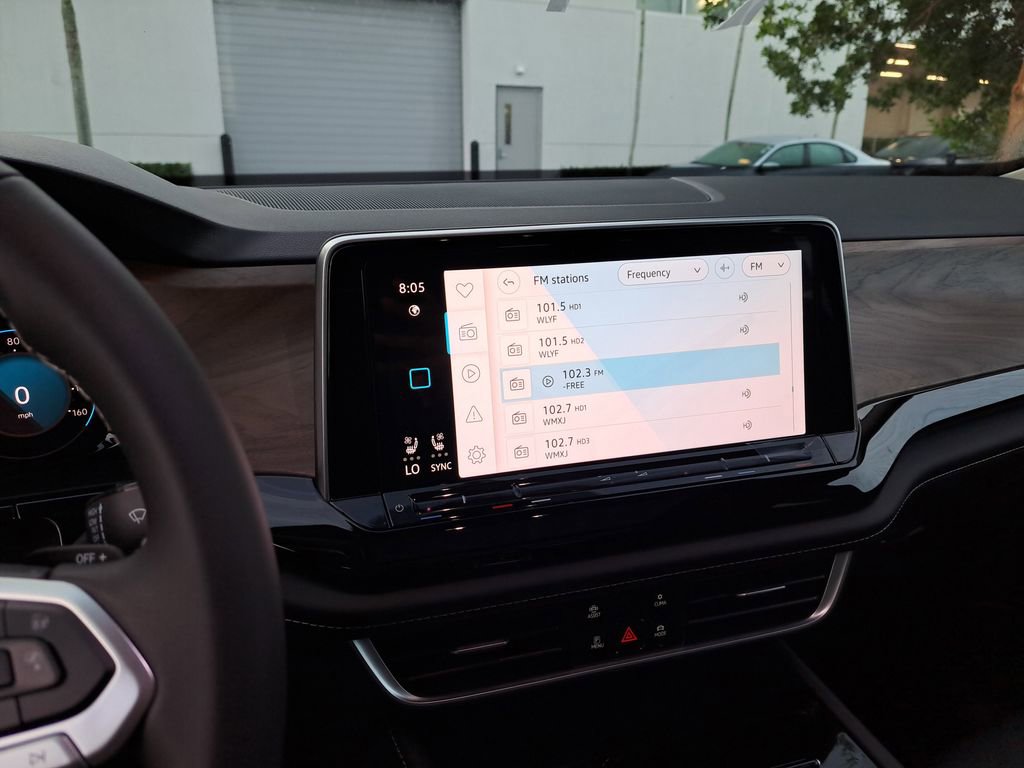 New 2026 Volkswagen Atlas SE image 9