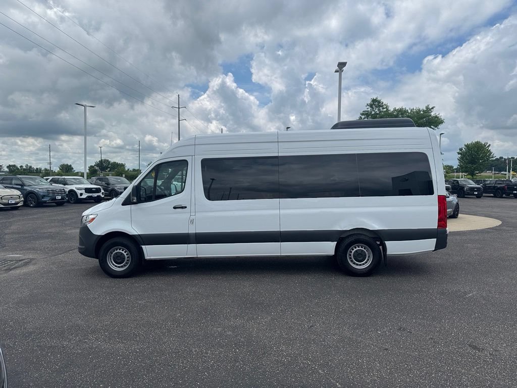 Used 2025 Mercedes-Benz Sprinter 2500 image 8