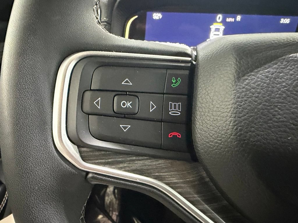 Used 2024 Jeep Wagoneer Series II AWD/4WD image 18