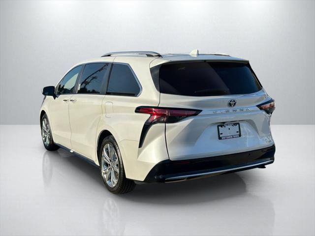 Certified 2023 Toyota Sienna Platinum image 7