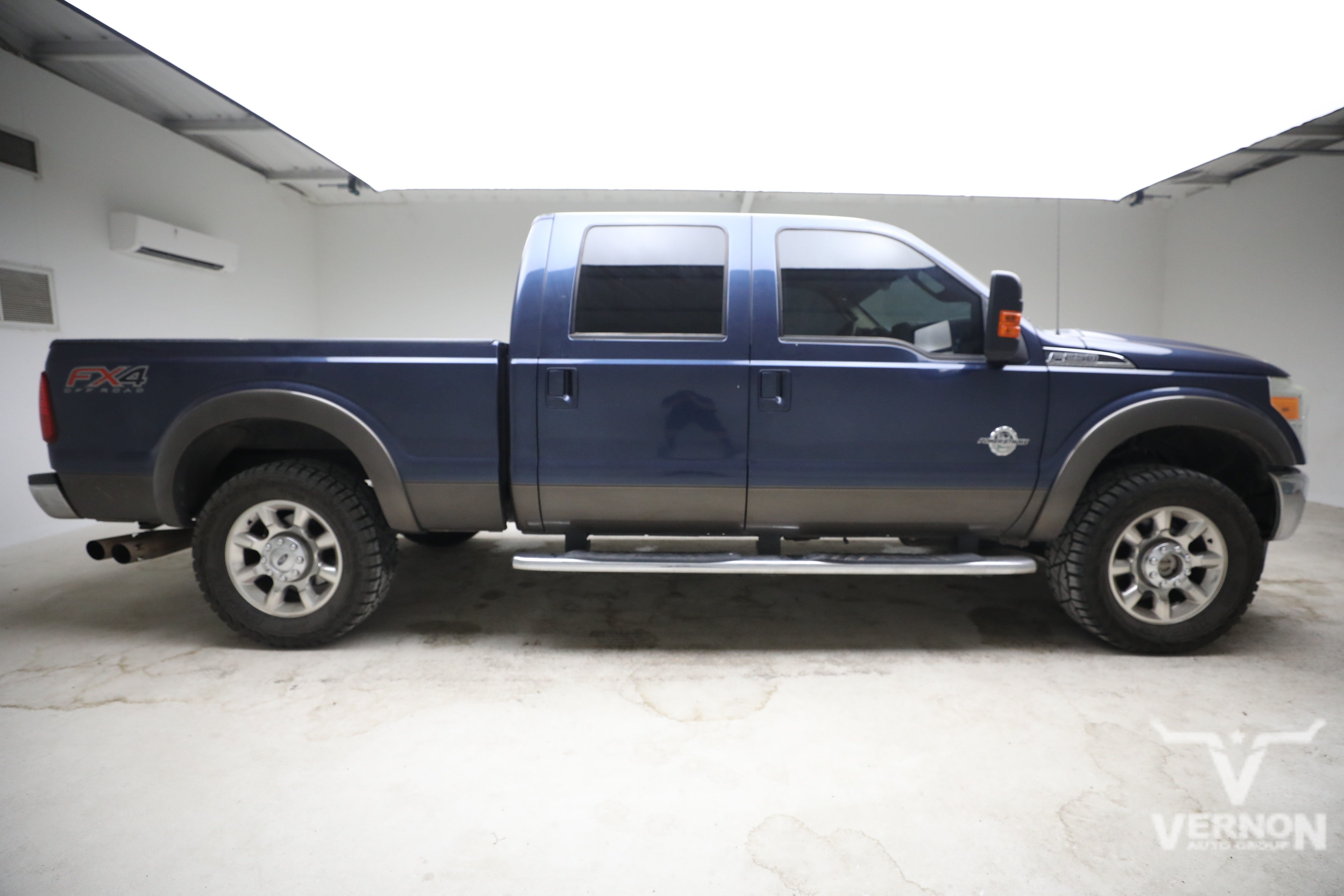 Used 2016 Ford F250 Lariat w/ Lariat Ultimate Package AWD/4WD image 5