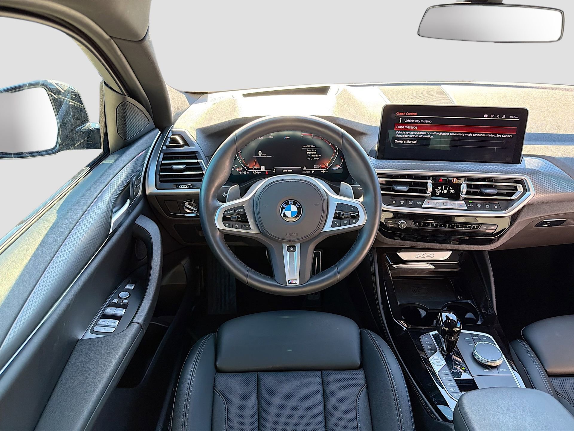 Certified 2025 BMW X4 xDrive30i image 18