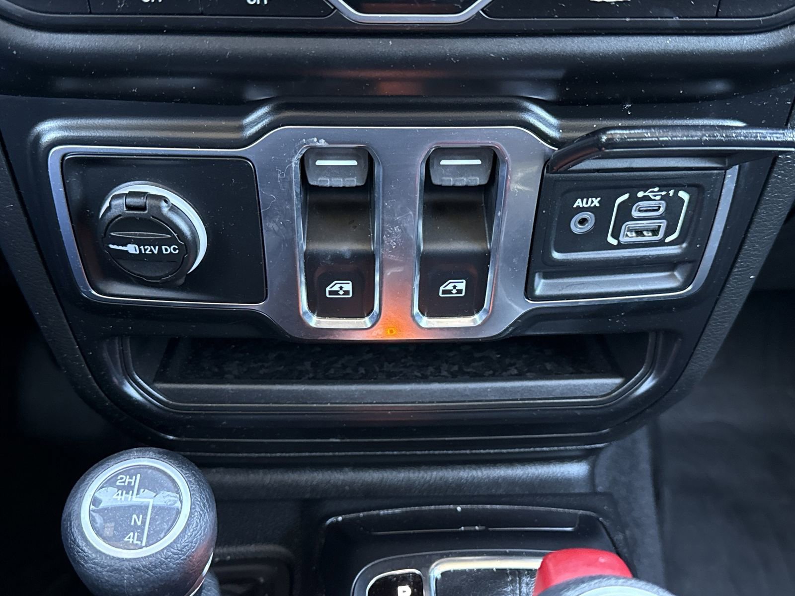 Used 2021 Jeep Wrangler Islander image 23