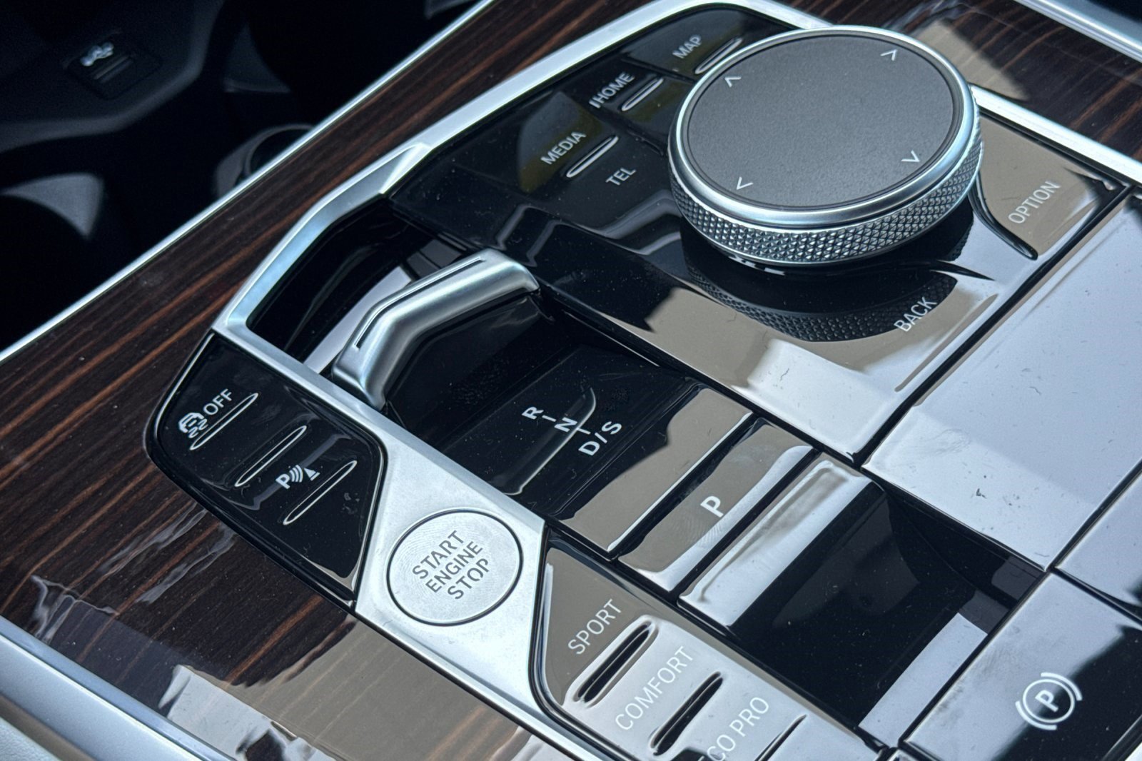 New 2026 BMW X5 xDrive40i w/ Premium Package image 16