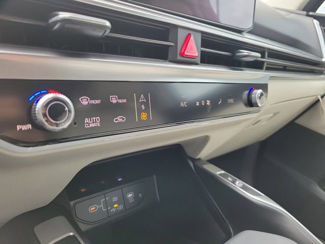 New 2026 Kia Sorento S FWD image 28
