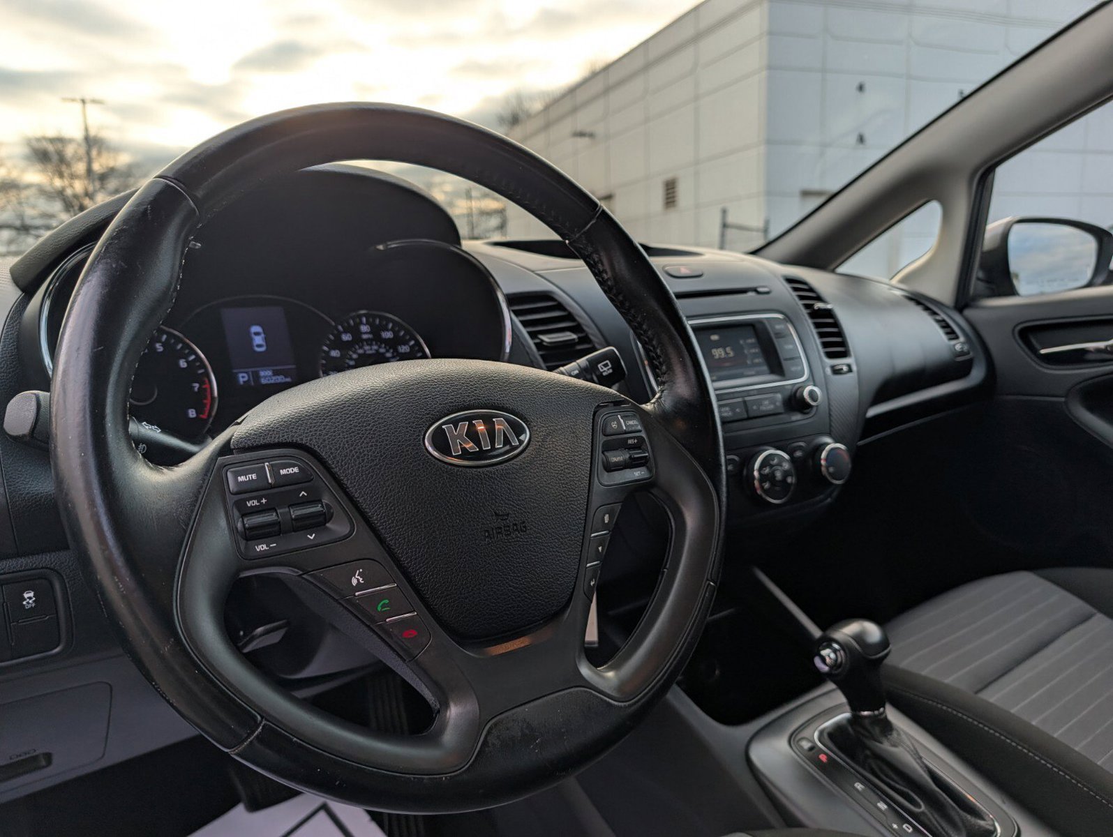 Used 2016 Kia Forte EX FWD image 26