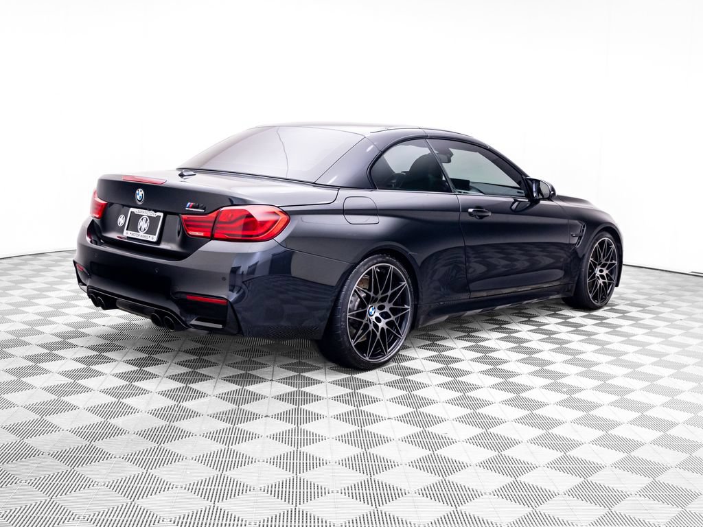 Used 2018 BMW M4 Convertible RWD image 5
