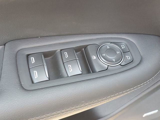 Certified 2025 Cadillac XT5 Luxury AWD/4WD image 11