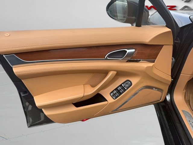 Used 2012 Porsche Panamera Turbo S w/ Sportdesign Pkg AWD/4WD image 17