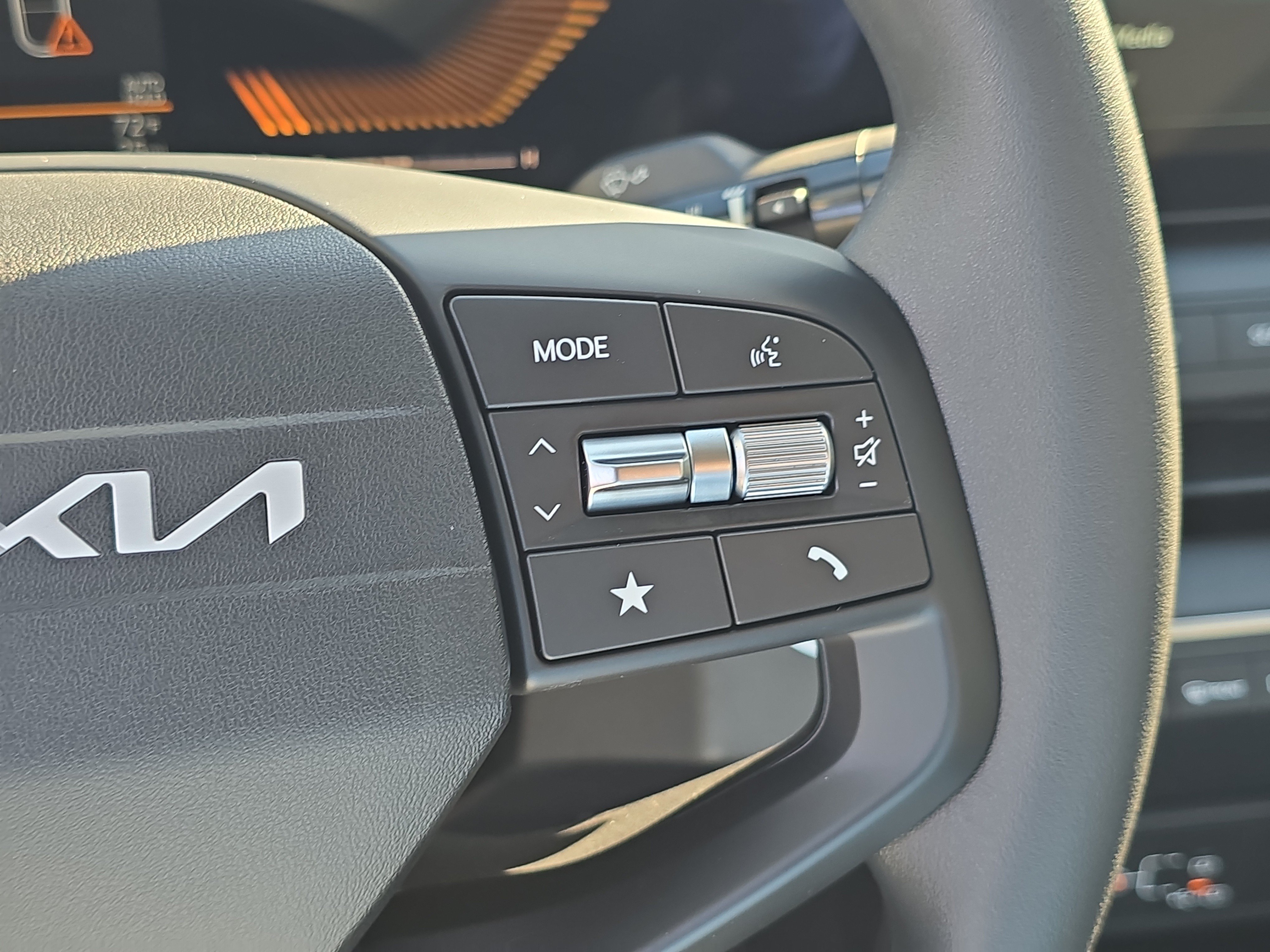 New 2027 Kia K4 FWD image 30