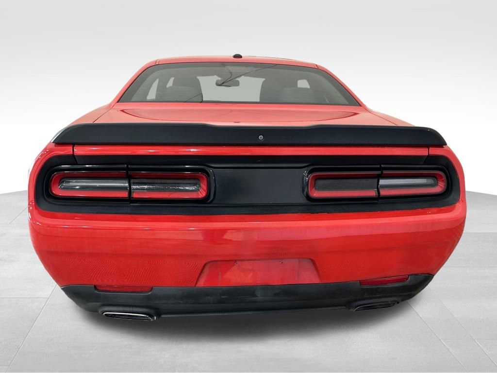 Used 2019 Dodge Challenger SXT w/ Blacktop Package image 4