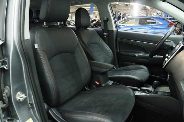 Used 2022 Mitsubishi Outlander Sport SE FWD image 23