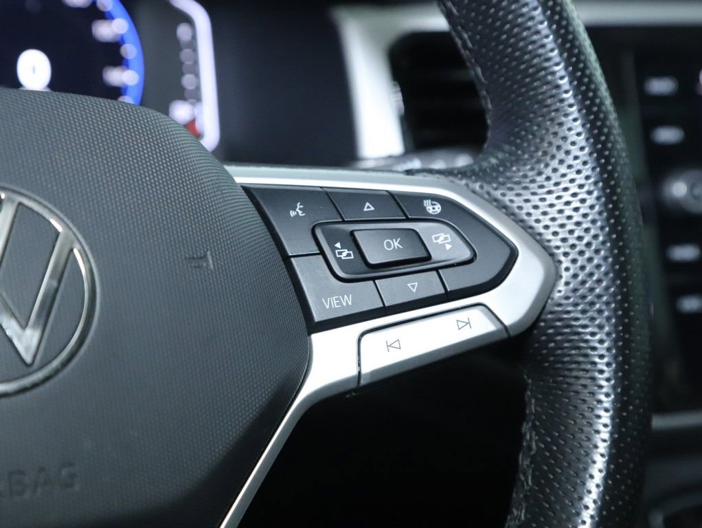 Used 2021 Volkswagen Atlas SEL Premium image 29