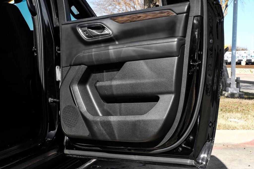 Used 2023 Chevrolet Suburban LS image 47