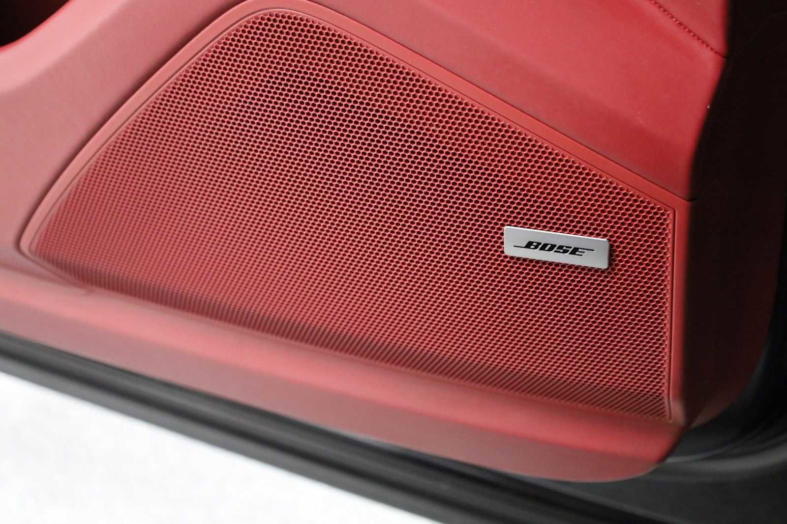 Used 2022 Porsche Cayenne image 17