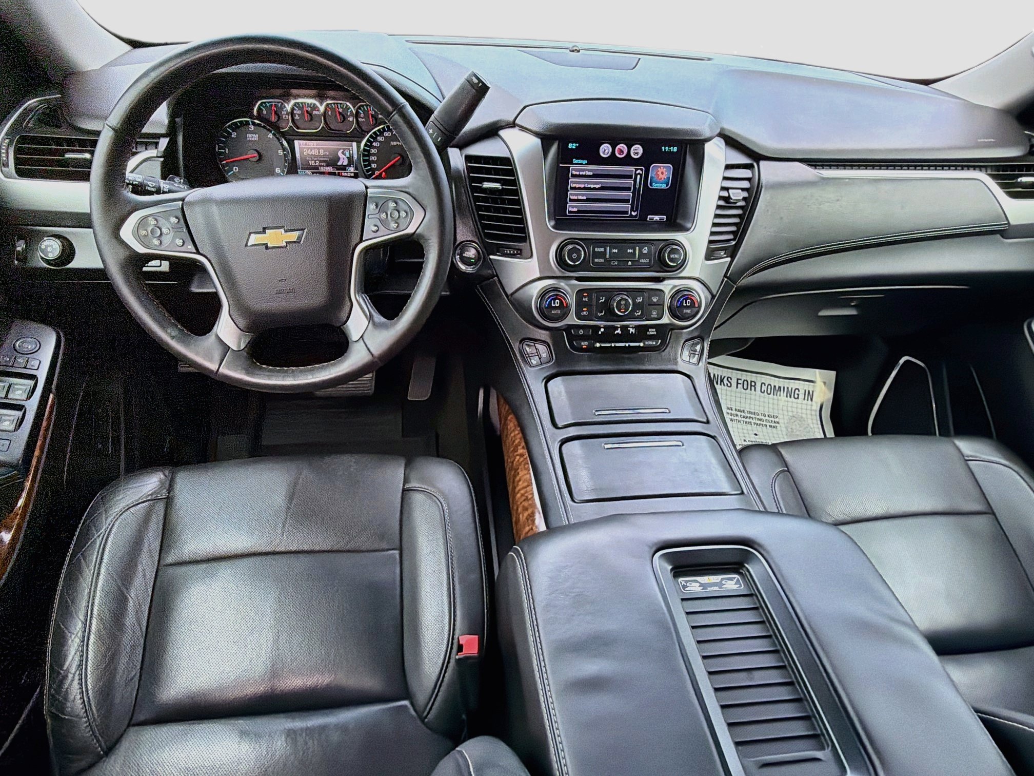 Used 2015 Chevrolet Suburban LTZ RWD image 17