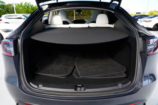 Used 2023 Tesla Model Y Long Range AWD/4WD image 18