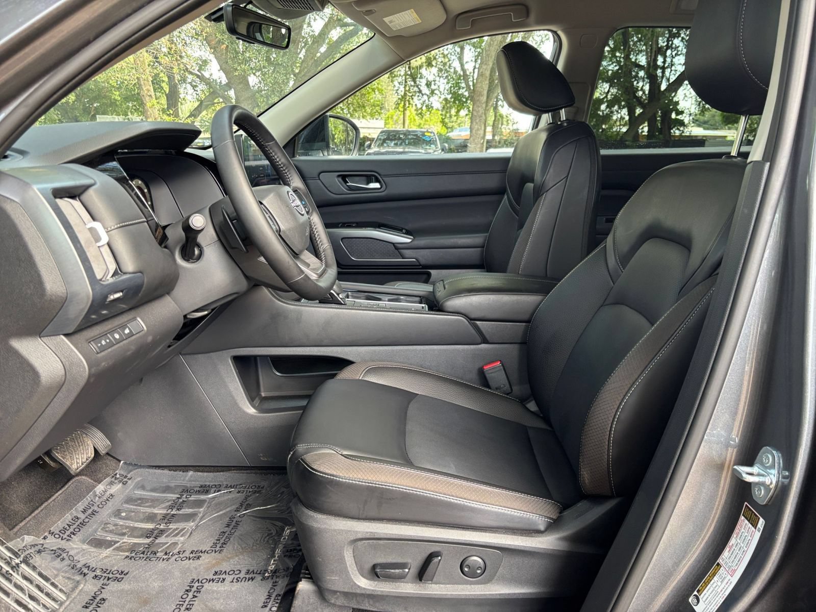 Used 2026 Nissan Pathfinder SL FWD image 28