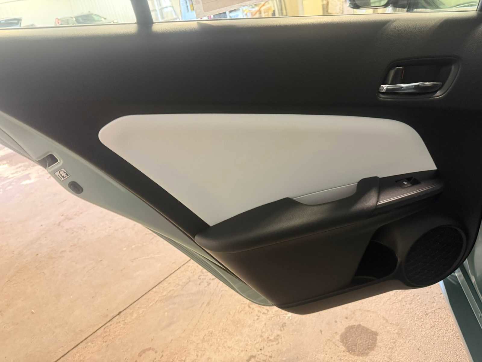 Used 2017 Toyota Prius Three w/ Advanced Technology Package FWD image 23