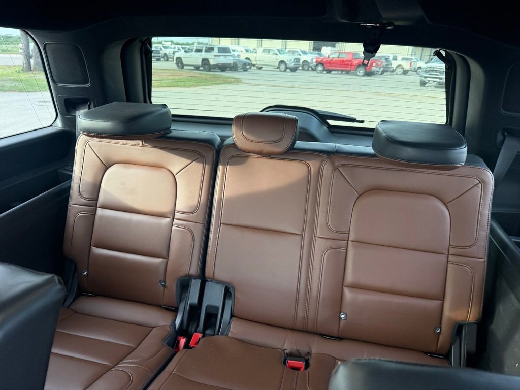 Used 2023 Lincoln Navigator Reserve AWD/4WD image 21