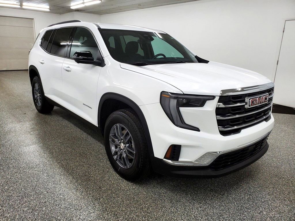 Used 2025 GMC Acadia Elevation image 3
