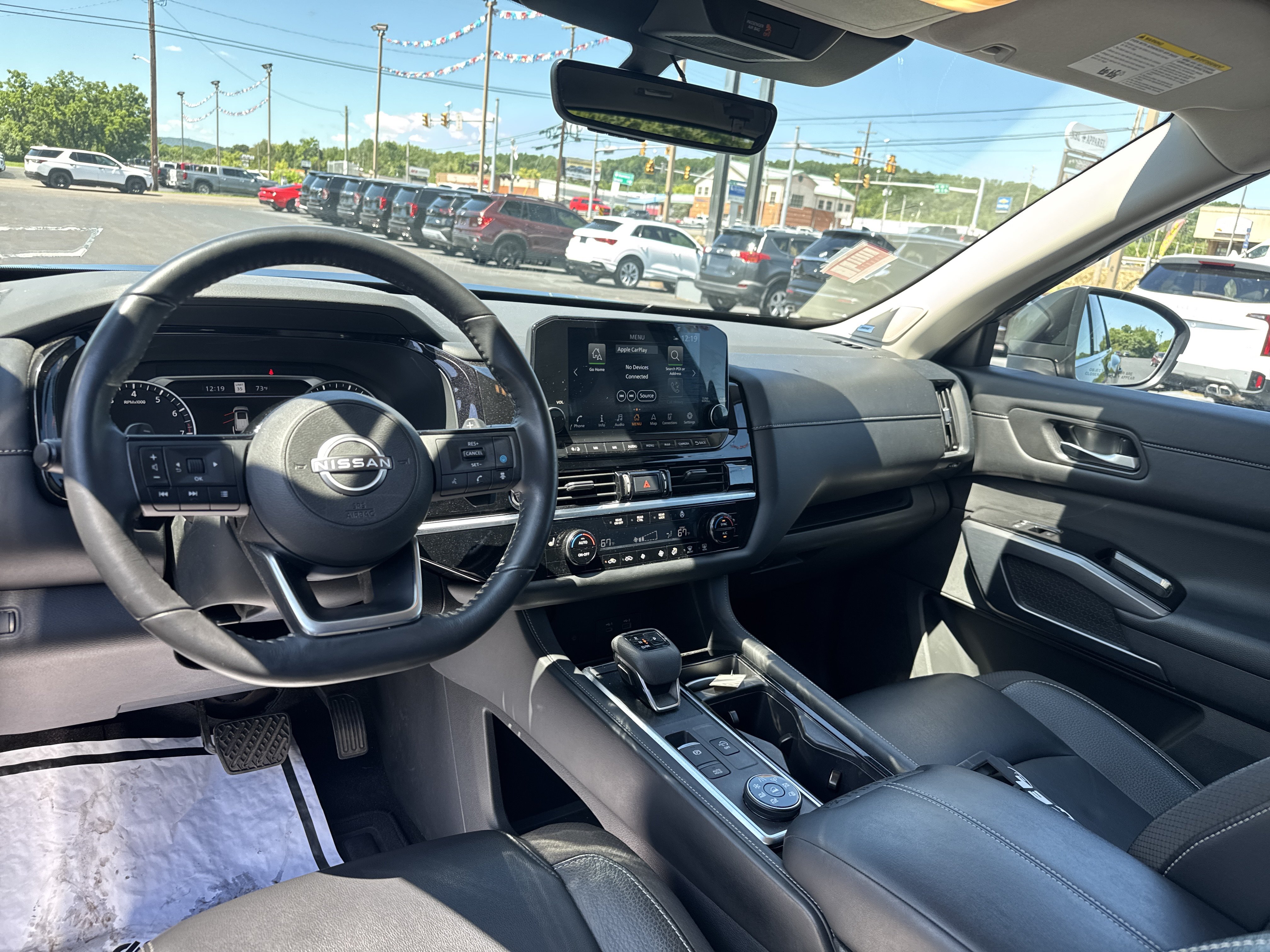 Used 2023 Nissan Pathfinder SL w/ SL Premium Package AWD/4WD image 15