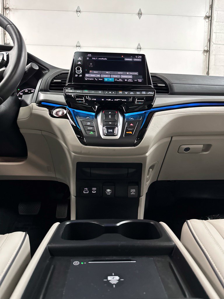 Used 2025 Honda Odyssey Touring image 27