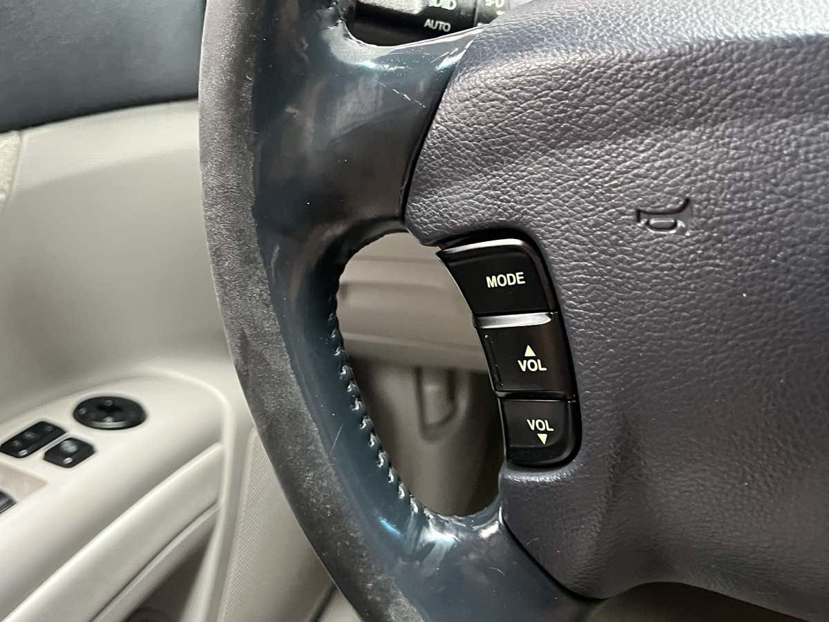 Used 2006 Hyundai Sonata GLS FWD image 14