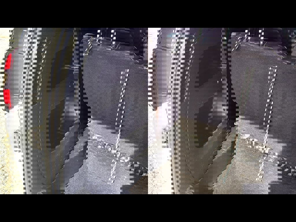 Used 2025 Chrysler Pacifica Select image 27