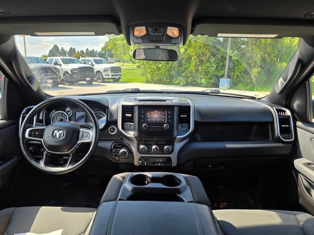 Used 2022 RAM 1500 Big Horn AWD/4WD image 18