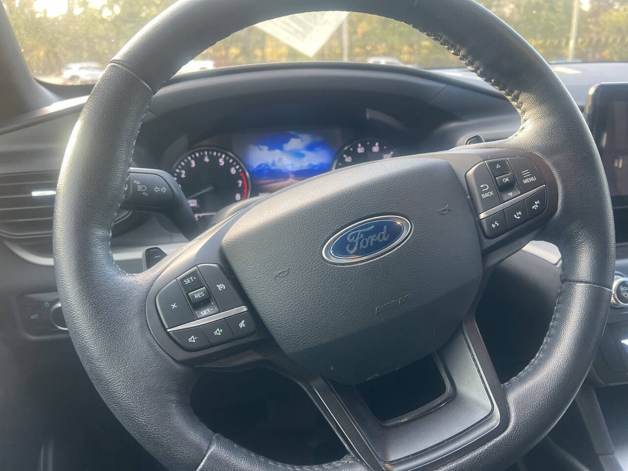 Used 2020 Ford Explorer XLT RWD image 12