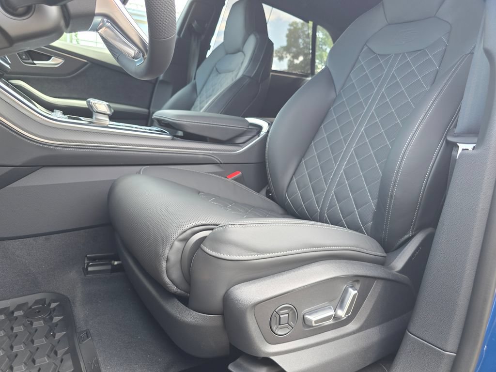 New 2026 Audi SQ8 Premium Plus AWD/4WD image 16