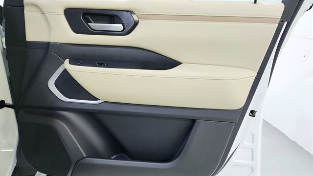 New 2027 Nissan Armada Platinum AWD/4WD image 33
