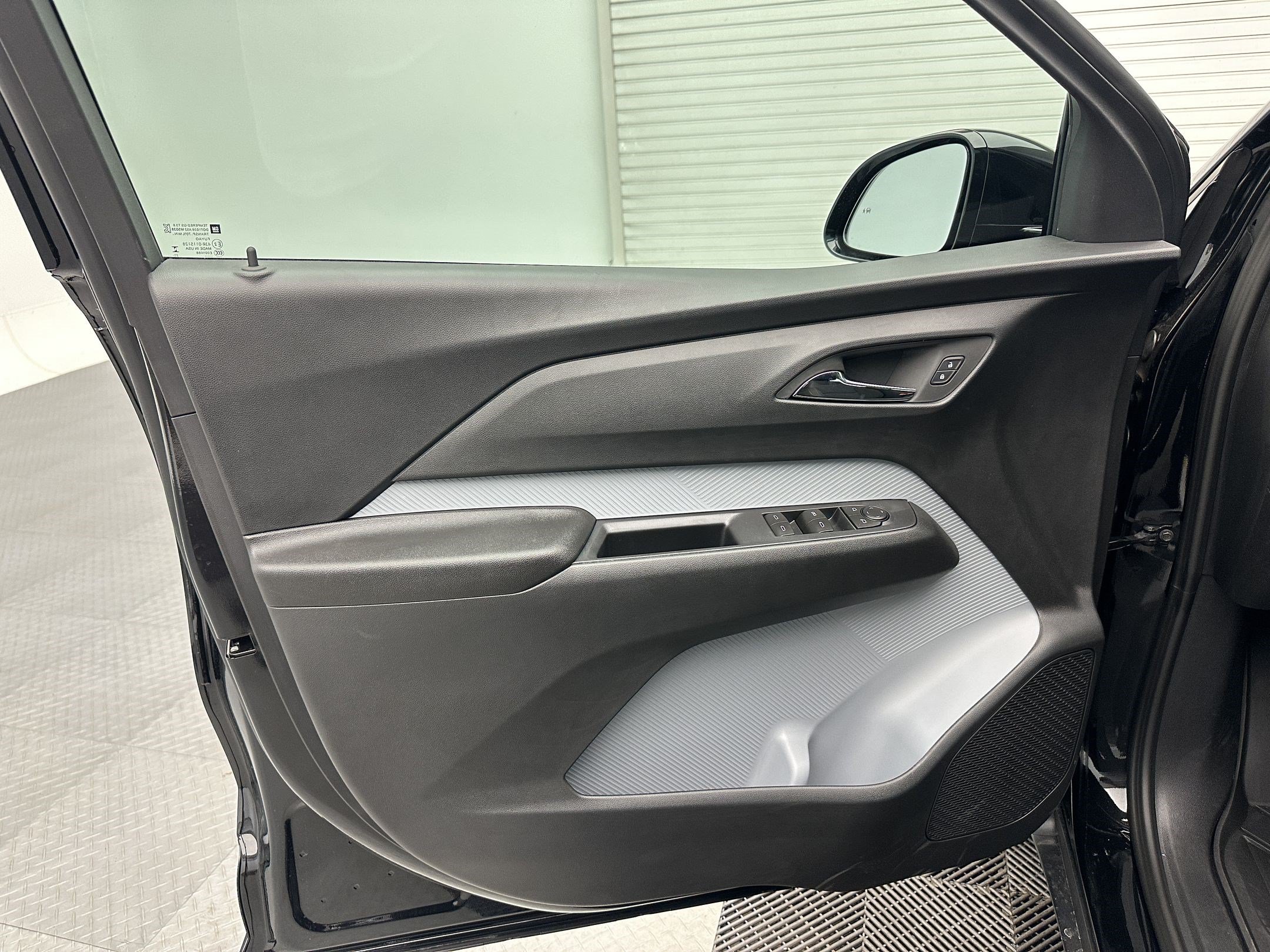 New 2027 Chevrolet Bolt LT w/ Comfort Package FWD image 14