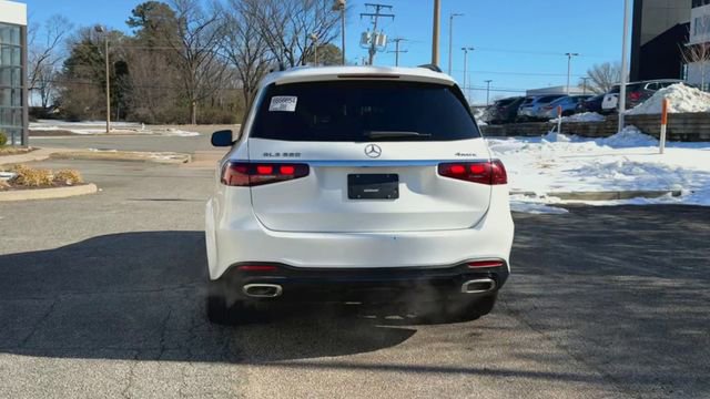 Used 2025 Mercedes-Benz GLS 580 4MATIC image 9