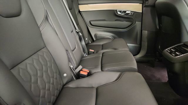 New 2026 Volvo XC90 B5 Plus w/ Protection Package AWD/4WD image 36
