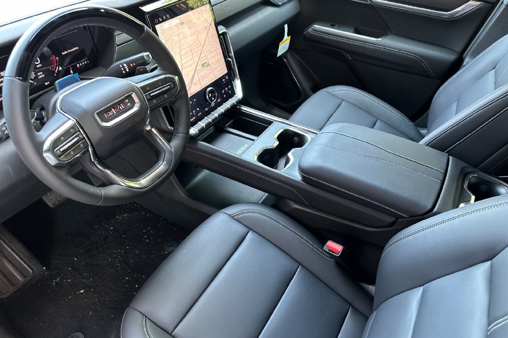 New 2026 GMC Acadia Elevation w/ Super Cruise Package AWD/4WD image 4
